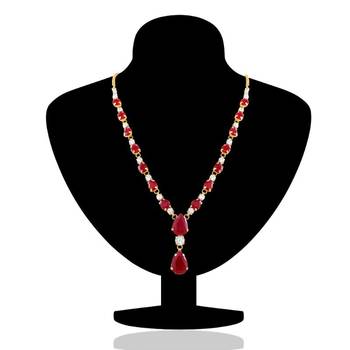 Oviya Gold Plated Charismatic Pendant With Crystal For Women PS2193114G 2
