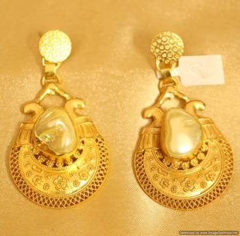 Real Mother Of Pearl Gold Plated Filigree Pattern Earrings 1