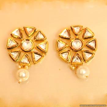 Kundan Meenakari Pearl Studs 1