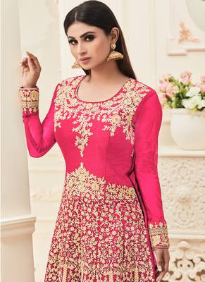 Rani Pink Multi Resham Work Banarasi Silk Salwar With Dupatta 2