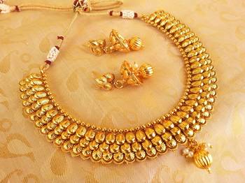 Royal antique metallic deisgner necklace set with jhumkas 1