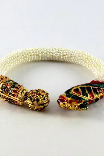 Sizzling  Bangles Kada