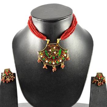 Amazing Necklace With Earing 1