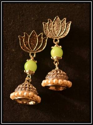 Pearl Handcrafted Semi-Precious Bead Earrings 1