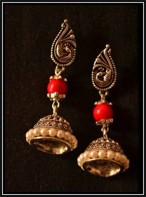 Pearl Handcrafted Semi-Precious Bead Earrings 1