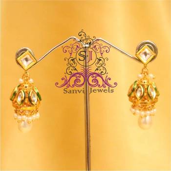 Pearl & Kundan Elegant Jhumki 1