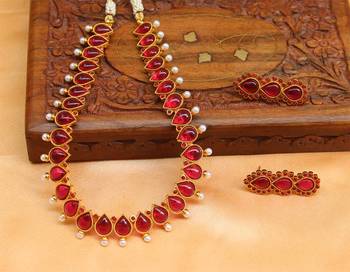 Lovely Gold Plated  Necklace Set 1
