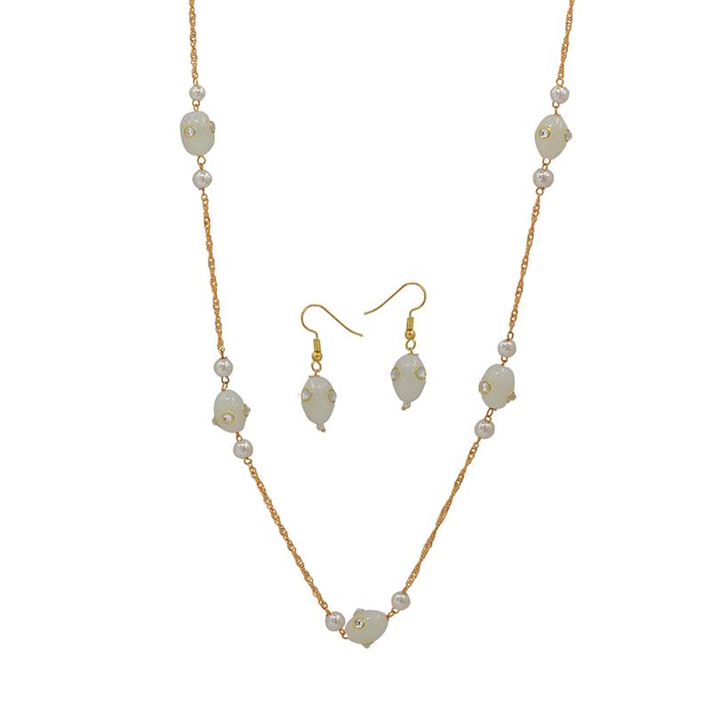 White color imitation pearl  and  glass stone puwai necklace with earrings
