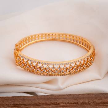 Golden and diamond bracelet openable free size one gram gold 1