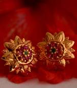 Gold ruby   studs