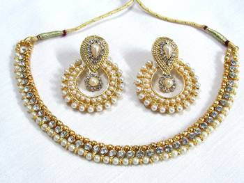 Golden Pearl Polki Necklace Set 3