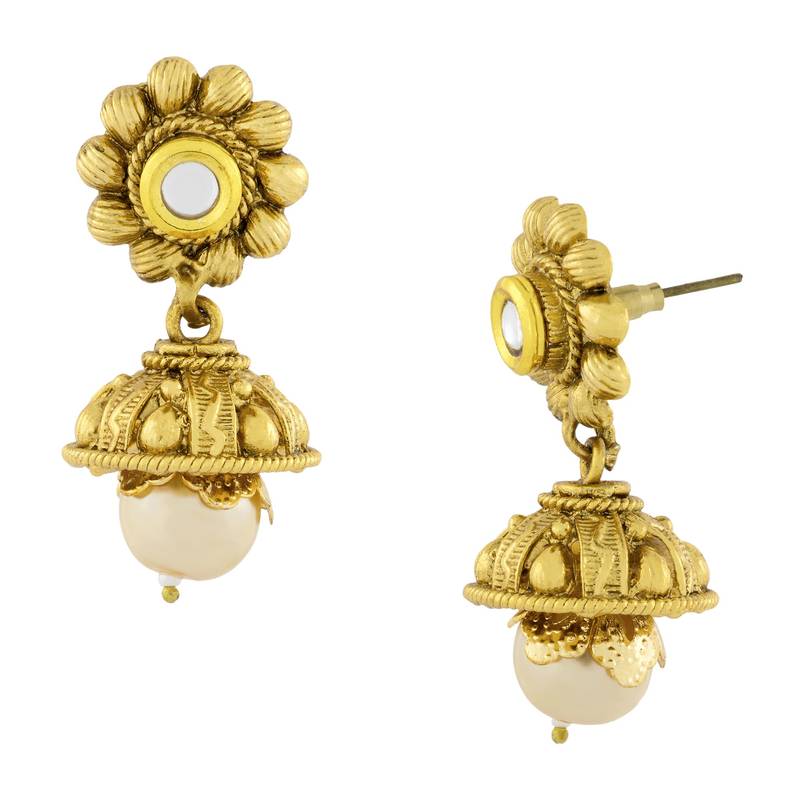 Gold yellow gold pearl necklace sets