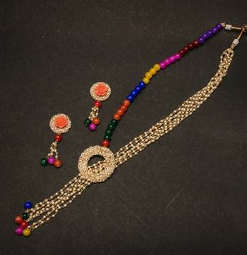 Classy Colored Stone Pearl Necklace Set 1