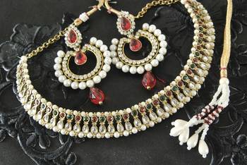 Kundan Maroon Green Necklace with Dangling Red Colour Earrings 1