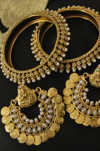 Ram Leela Pearl Earrings with Gold Plated Pearl Bangles