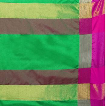 Green Plain Silk Saree With Blouse 4