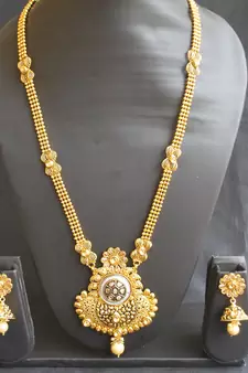 Dazzling pure copper gold tone black meenakari work necklace set