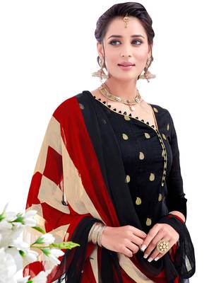Black Ebroidered Banarsi Salwar With Dupatta 2