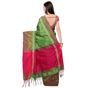 Green Woven Art Silk Saree With Blouse 2