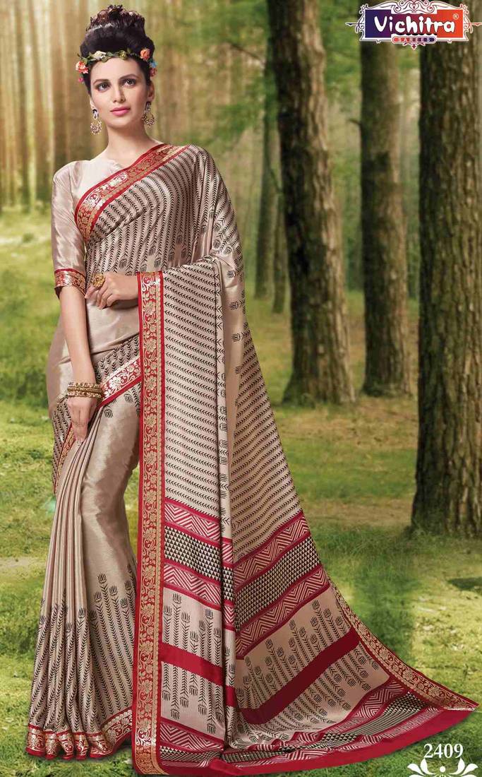 Silver jacquard crepe saree with blouse