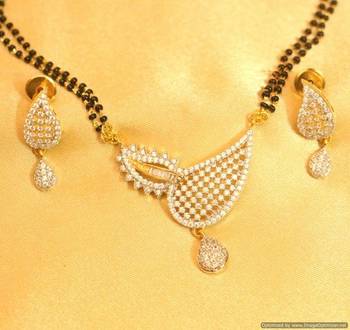 Paisley Pattern Diamond Look Managalsutra 1