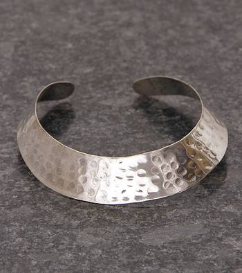 Silver Hammered Metal Hasli 1