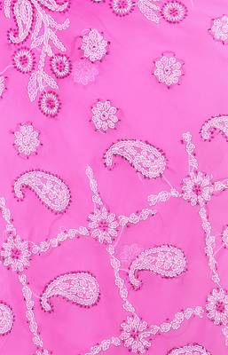 Dark pink embroidered georgette saree with blouse 4