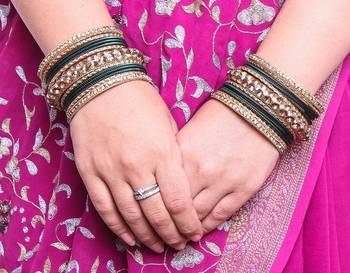 Traditional Shining Bangle Set For Women With Lac And Golden Stone Green 2