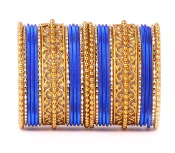 Low Cost Shinning Bangle Set For Women 1