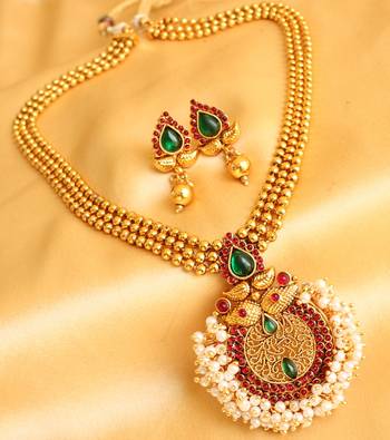 Beautiful 3 Layer Red Green Pearl Cluster Necklace Set   Dj16508 1