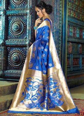 Light blue woven kanchipuram silk saree with blouse 2