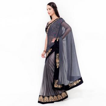 Grey Embroidered Saree With Blouse 2