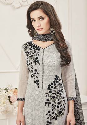 White Embroidered Chanderi Salwar With Dupatta 2