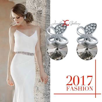 Grey crystal earrings 3
