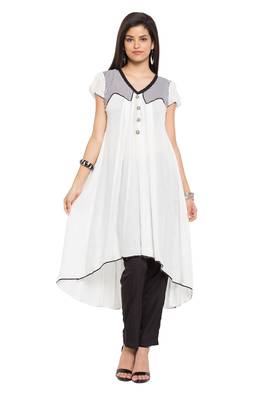 White Plain Cotton Stitched Long Kurti 1