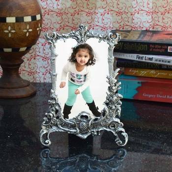 Antique Finish White Metal Rectangular Photo Frame 1