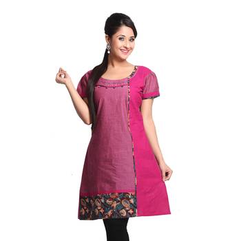Pink Printed Cotton Stitched Kurti  2