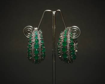 Elegant Emeraldearring 1