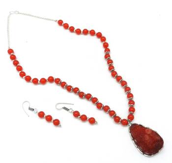 Durzy Pendant  Necklace With Red Crystal Beads 1