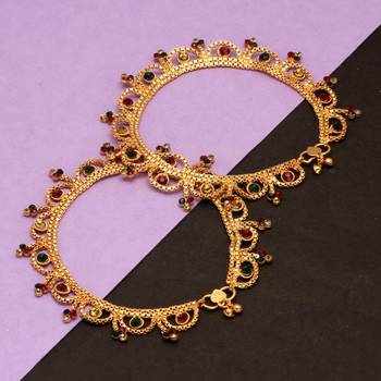 Festive Special Multi Color Glass Stone Anklet 3