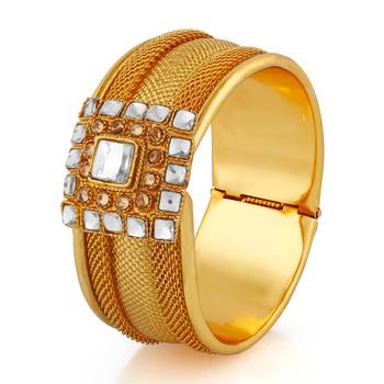 Enchanting Stone  And  Kundan Gold Finishing Opnebale Bangle 1