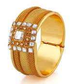 Enchanting Stone  And  Kundan Gold Finishing Opnebale Bangle
