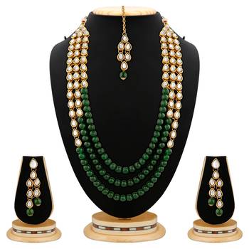 Gold Finish Kundan  And  Glass Pearl 3 Layer Necklace Set With Maang Tikaa 3