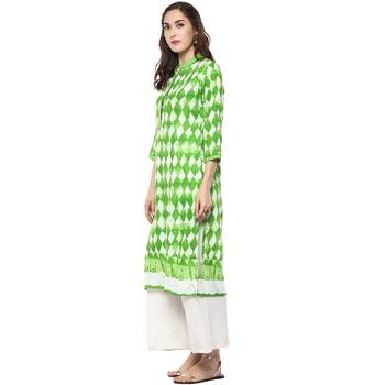 green white printed cotton stitched kurti 3