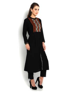 Indibelle black solid rayo front cut kurta 2