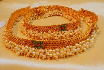 Elegant Broad Anklets 1