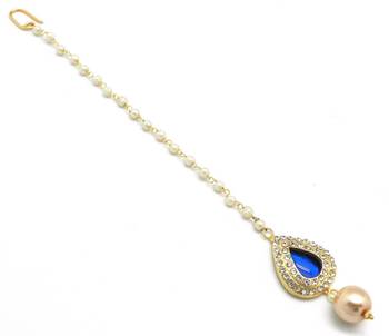 Pear Shape Small Size Maang Tikka Decorated With Crystal 3