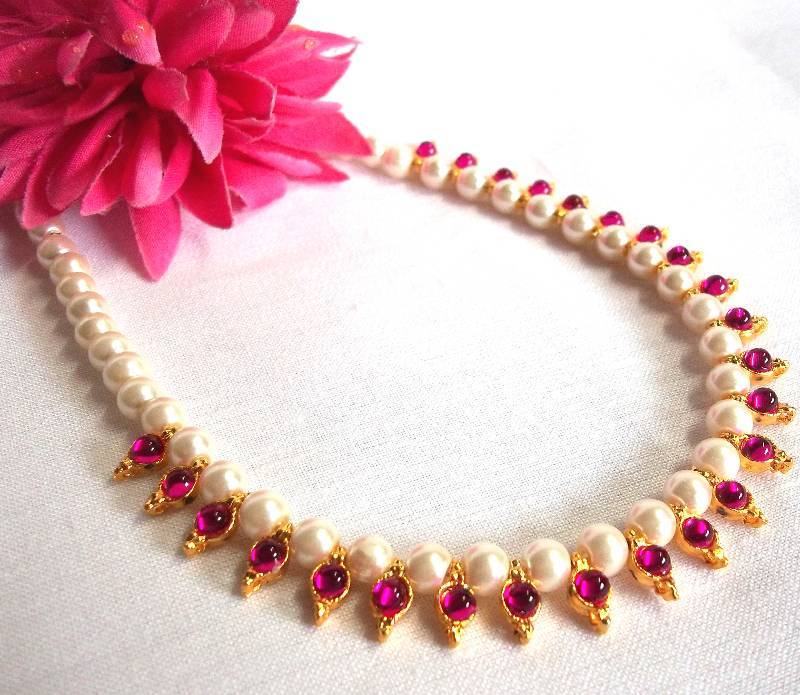Dark Pink Pearl Necklace