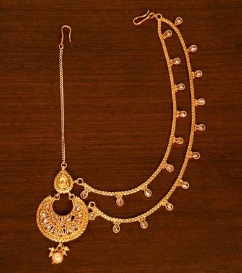Teardrop kundan chand matha patti 1