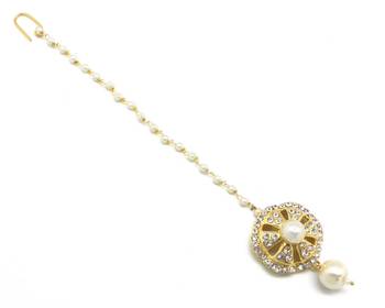 Wheel Shape Maang Tikka Decorated With Crystal 2